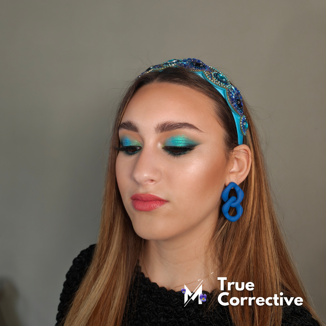 True Corrective • Corso Make Up Online Make Up Artist • Cream e Gel Technique